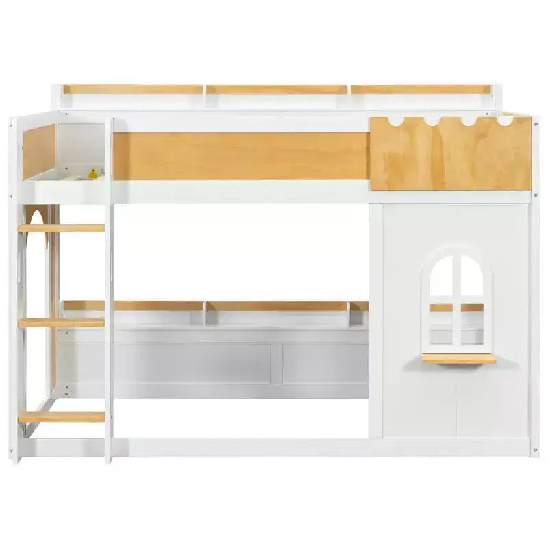 Letto a castello salvaspazio con mensole contenitore integrate e design giocoso a finestra