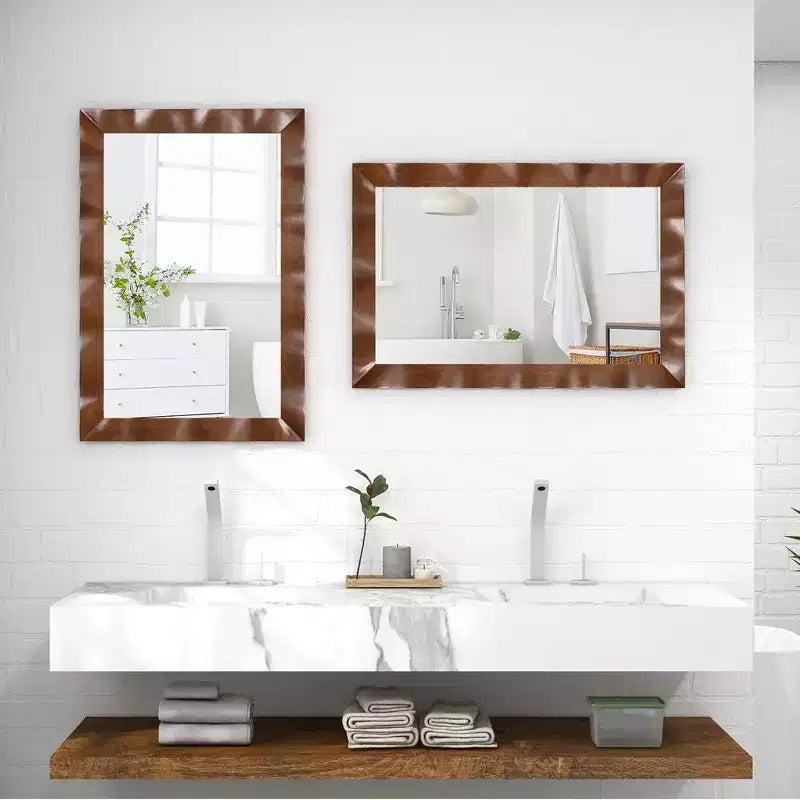 Specchio da parete rustico 42"x28" con cornice in legno massello di Hevea