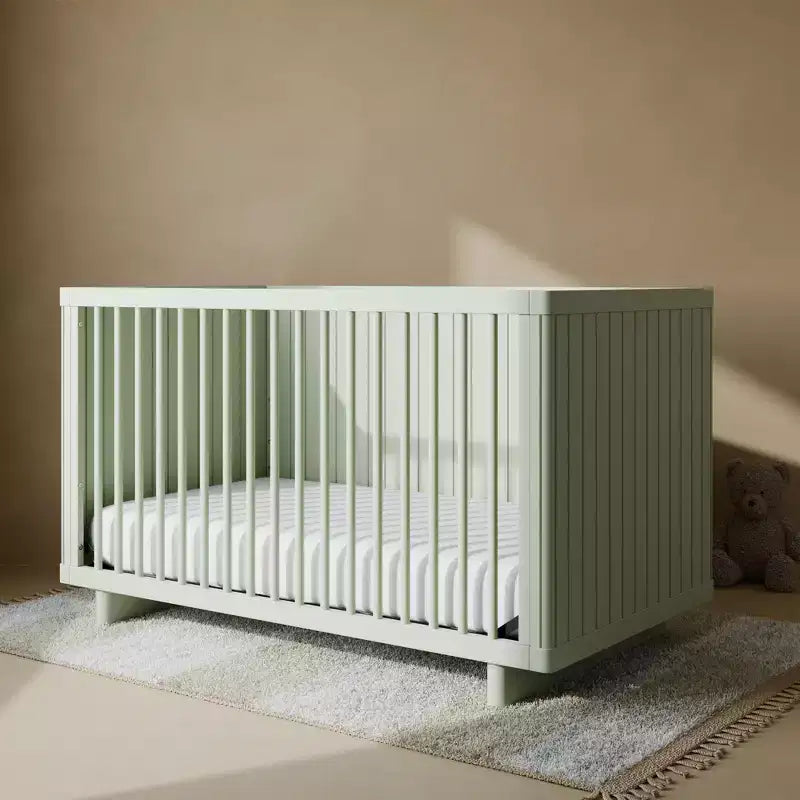 Lettino Convertibile Japandi con Sponda di Protezione per Bambini, 4 Altezze Regolabili, Salvia