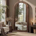 Specchio a figura intera ad arco 55"x24", cornice in legno massello marrone, montaggio a parete o a pavimento