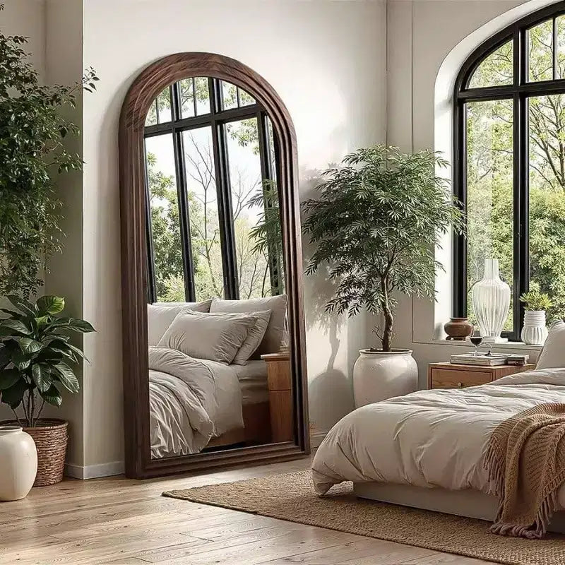 Specchio a figura intera ad arco 55"x24", cornice in legno massello marrone, montaggio a parete o a pavimento