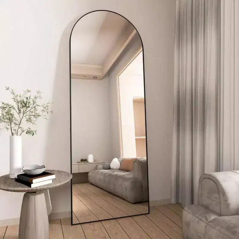 Specchio da terra a tutta altezza ad arco da 56", nero, autoportante o da parete