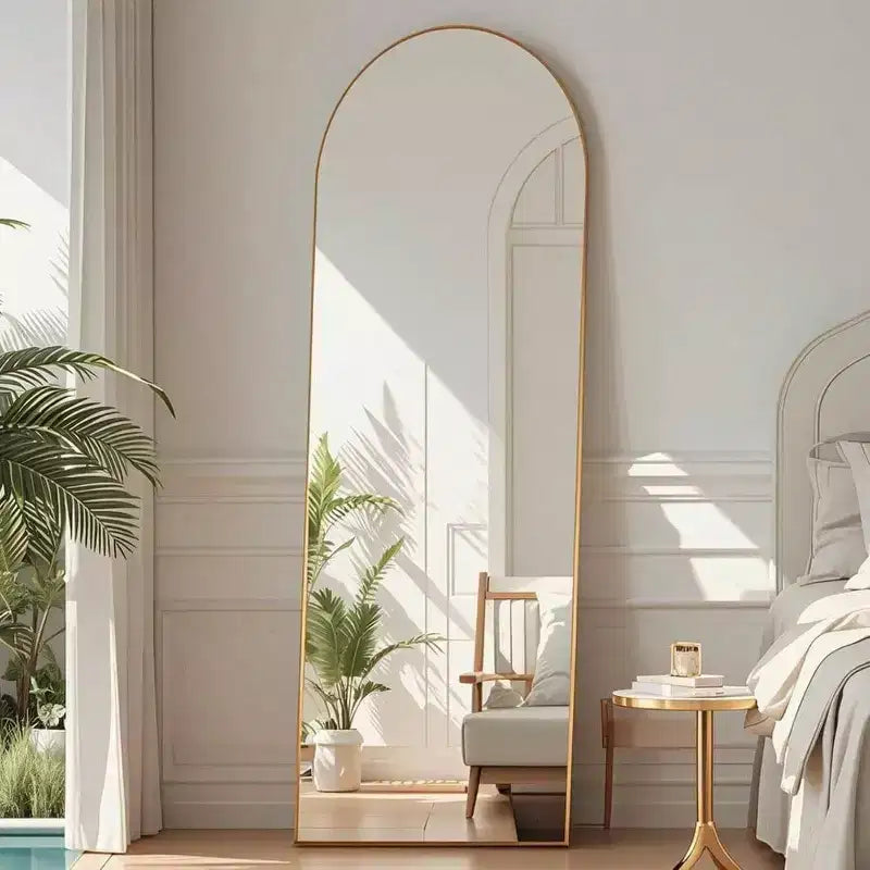Specchio ad arco a figura intera 58"x18", cornice in alluminio dorato, vetro infrangibile